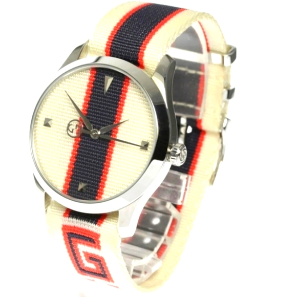 SALE!! GUCCI ITALIAN LUXURY STATEMENT WATCH - Picture 2 of 3